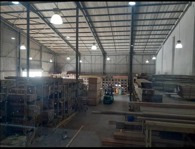 1,084M² WAREHOUSE TO LET IN SHAKAS HEAD